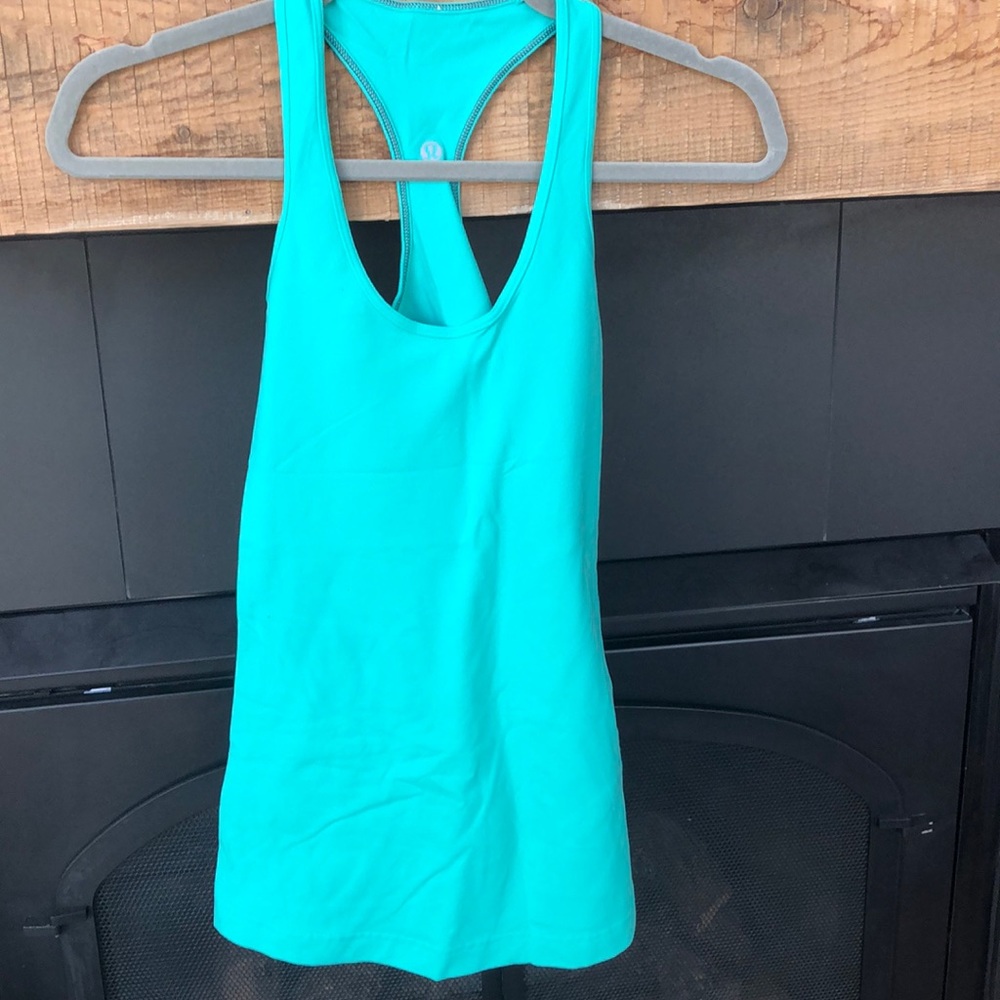 Reversible cool racerback luon